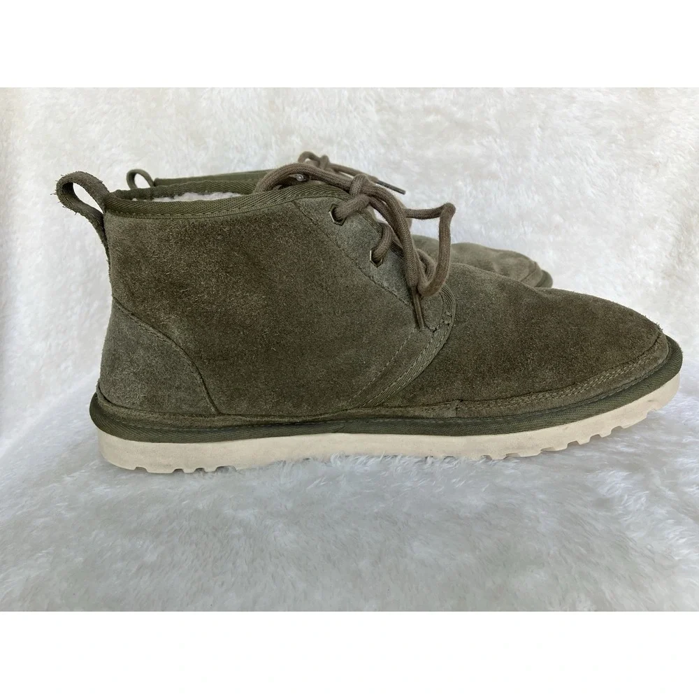 UGG Neumel Suede Chukka Boot Men's Size 11 S/N 3236